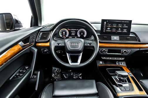 2024 Audi Q5 55 S line Premium