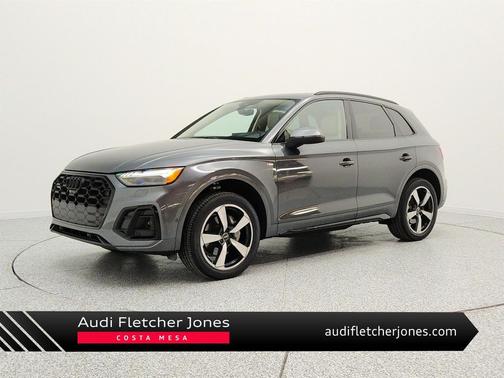 Daytona Gray Pearl Effect 2023 Audi Q5 45 S line Prestige