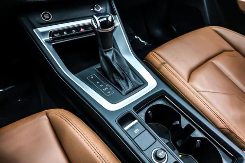 2022 Audi Q3 45 S line Premium