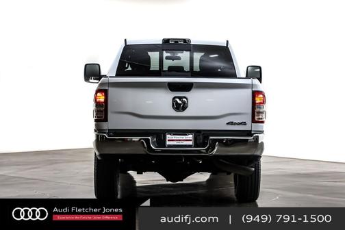 2024 RAM 2500 Tradesman Crew Cab 4x4 6'4' Box