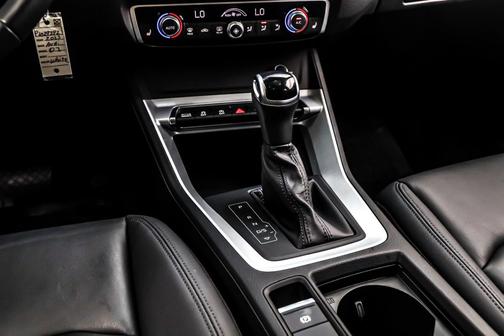 2023 Audi Q3 Premium 45 TFSI S line quattro Tiptronic