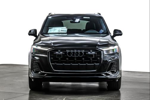 2026 Audi Q7 55 Premium Plus