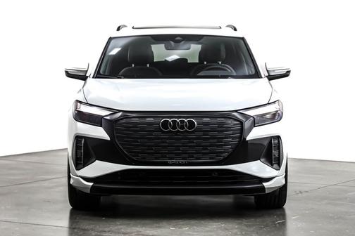 2025 Audi Q4 e-tron Premium 45 quattro