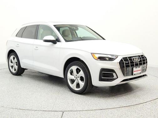Glacier White Metallic 2021 Audi Q5 45 Premium Plus