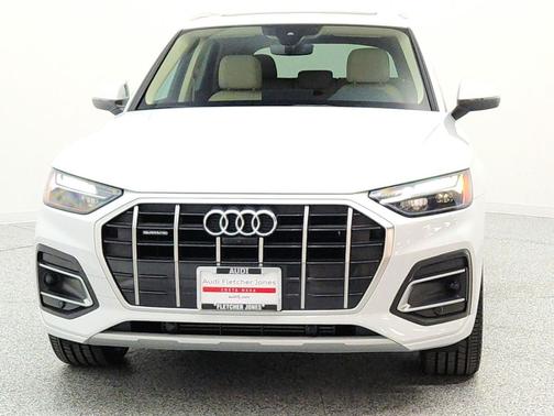Glacier White Metallic 2021 Audi Q5 45 Premium Plus