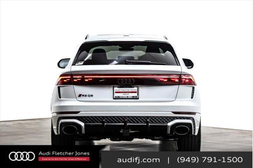 2025 Audi RS Q8 4.0T
