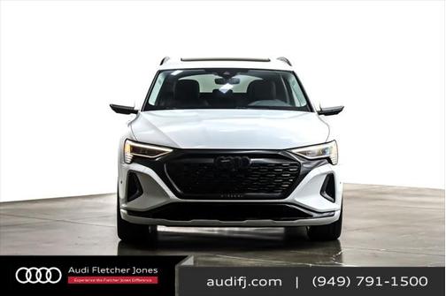 2024 Audi Q8 e-tron Premium Plus