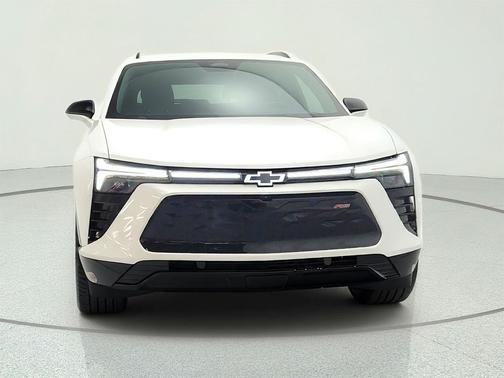 Iridescent Pearl Tricoat 2024 Chevrolet Blazer EV eAWD RS