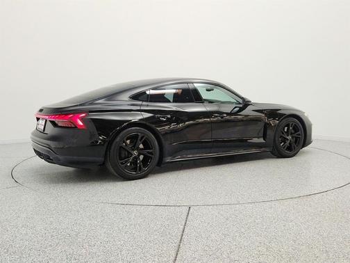 Mythos Black Metallic 2023 Audi e-tron GT Premium Plus quattro