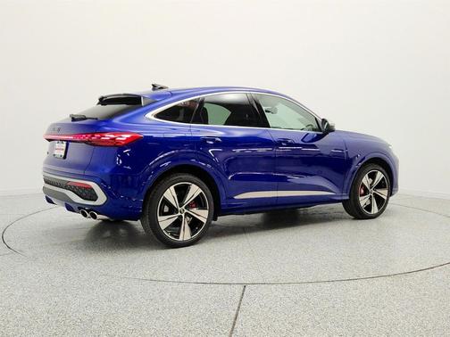 Ultra Blue Metallic 2026 Audi SQ5 3.0T Premium Plus