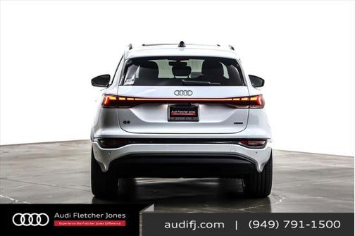 2025 Audi Q6 e-tron Premium quattro