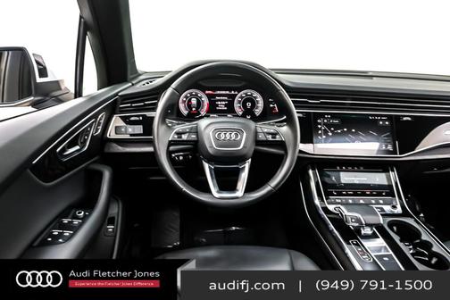2022 Audi Q7 45 Premium Plus