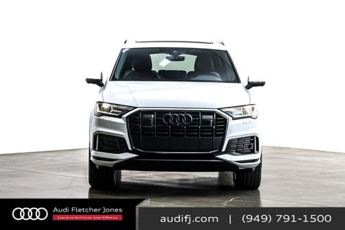2022 Audi Q7 45 Premium Plus