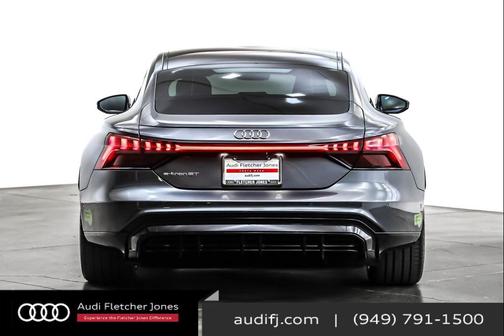 2022 Audi e-tron GT Prestige