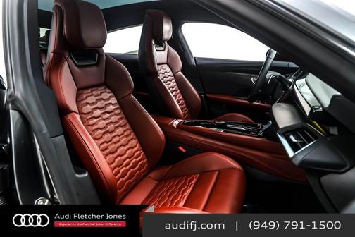 2022 Audi e-tron GT Prestige