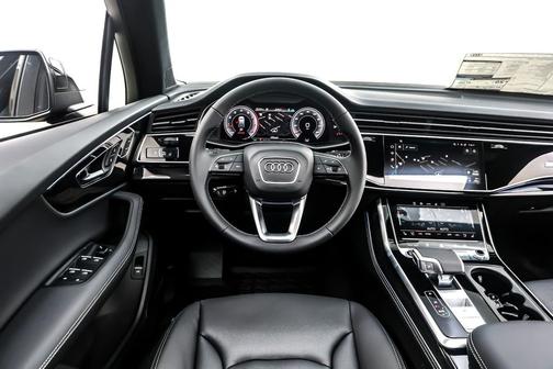 2026 Audi Q7 55 Premium Plus
