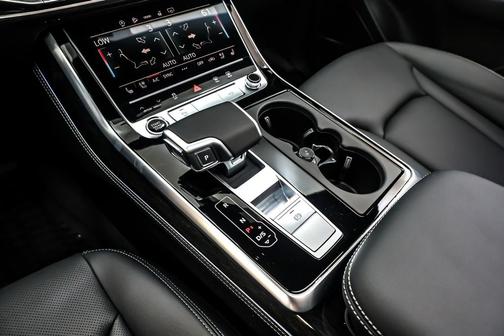 2026 Audi Q7 55 Premium Plus