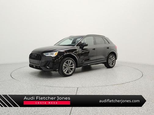 Mythos Black Metallic 2025 Audi Q3 S line Premium
