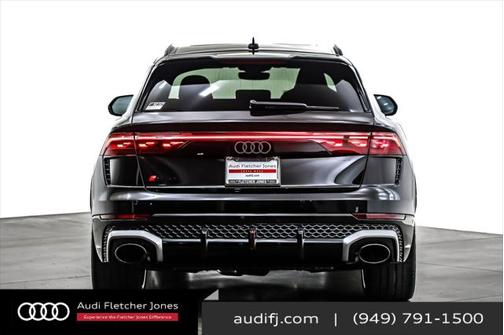 2025 Audi RS Q8 4.0T