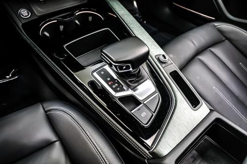 2022 Audi A4 40 Premium Plus