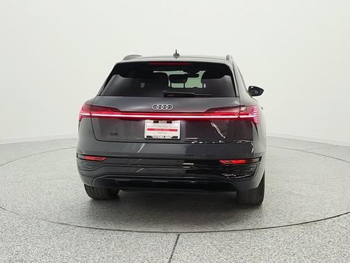 2024 Audi Q8 e-tron Premium Plus