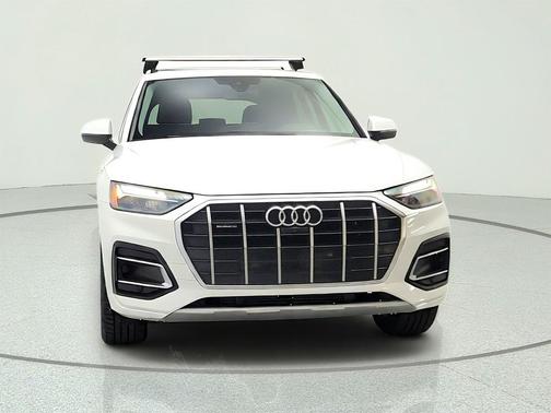 Ibis White 2021 Audi Q5 45 Premium Plus