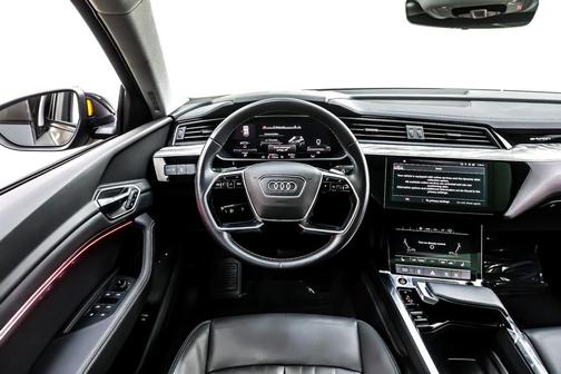 2022 Audi e-tron Premium