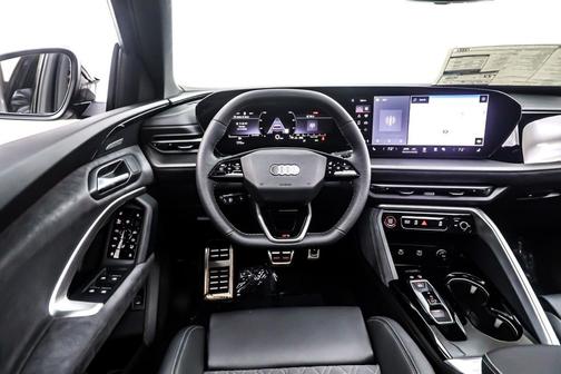 2025 Audi SQ5 3.0T Premium Plus