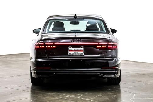 2023 Audi A8 L 55 TFSI quattro Tiptronic