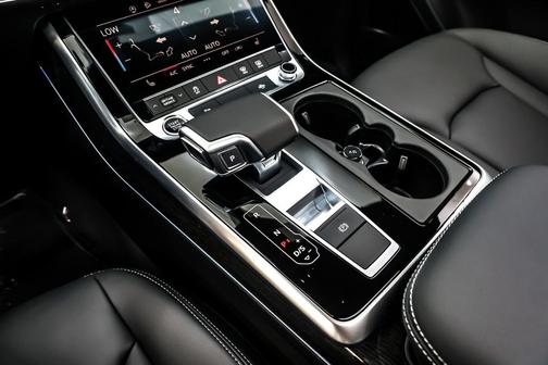 2026 Audi Q7 45 Premium