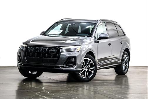 2026 Audi Q7 45 Premium