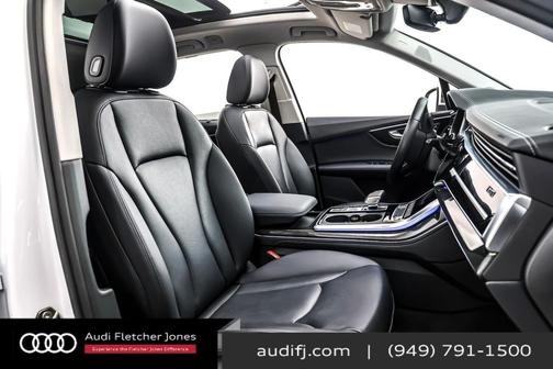 2023 Audi Q7 55 Premium Plus