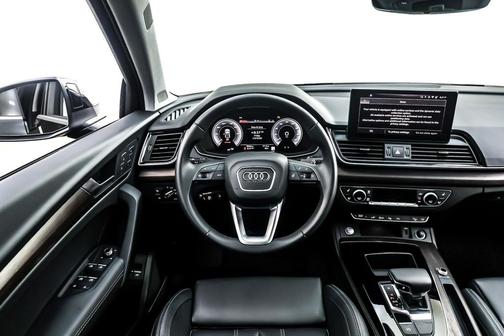 2024 Audi Q5 55 S line Prestige