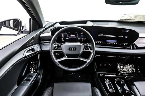 Glacier White Metallic 2025 Audi Q6 e-tron Premium Plus quattro