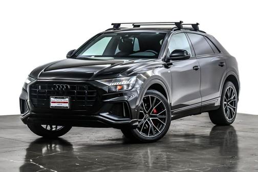 2023 Audi Q8 55 Premium Plus