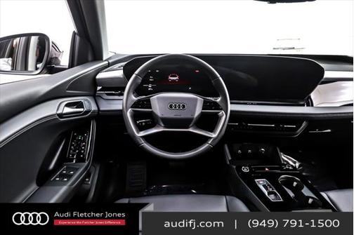 2025 Audi Q6 e-tron Premium quattro