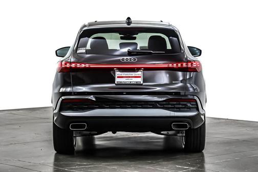 2025 Audi Q5 Premium Plus