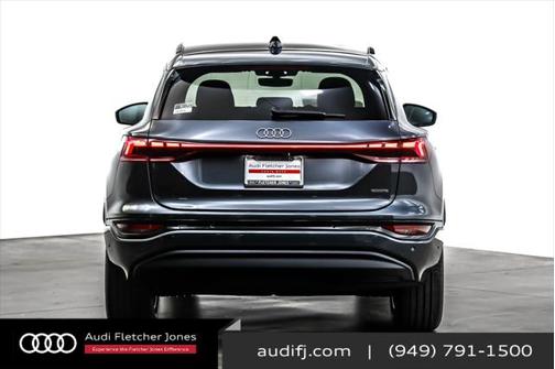2025 Audi Q6 e-tron Premium quattro