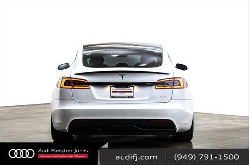 2021 Tesla Model S Plaid
