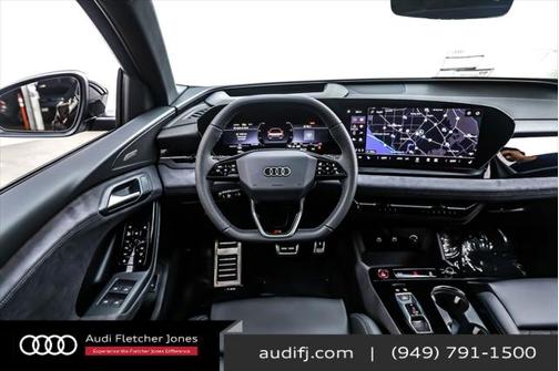 2025 Audi SQ6 e-tron Premium Plus quattro