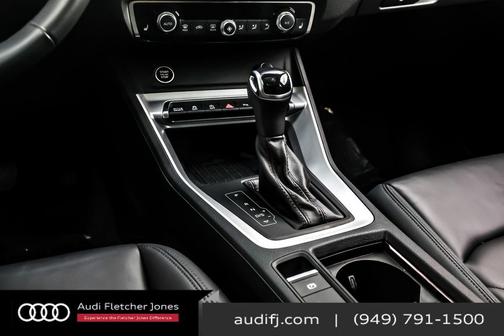 2024 Audi Q3 Premium 45 TFSI S line quattro Tiptronic