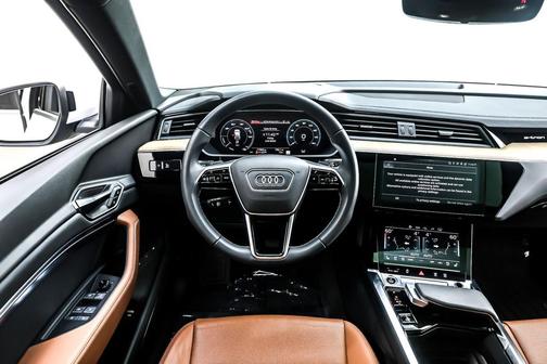 2024 Audi Q8 e-tron Premium Plus