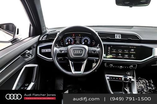 2023 Audi Q3 Premium 45 TFSI S line quattro Tiptronic