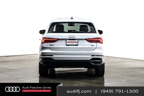 2023 Audi Q3 Premium 45 TFSI S line quattro Tiptronic