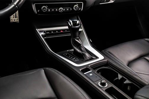 2023 Audi Q3 Premium 45 TFSI S line quattro Tiptronic