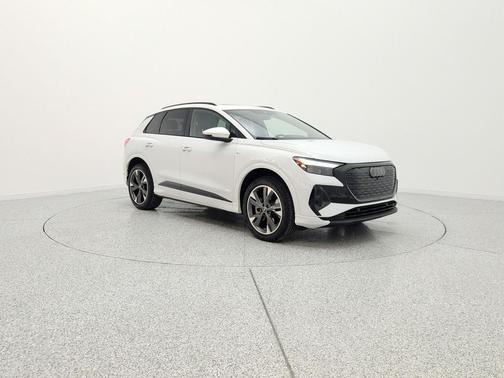 Glacier White Metallic 2023 Audi Q4 e-tron Premium 50 quattro