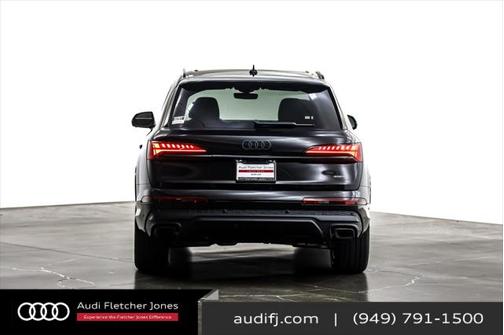 2025 Audi Q7 45 Premium Plus