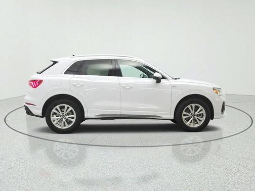 Arkona White 2024 Audi Q3 Premium 45 TFSI S line quattro Tiptronic