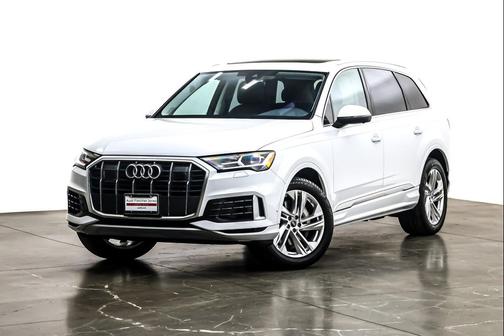 2023 Audi Q7 55 Premium Plus