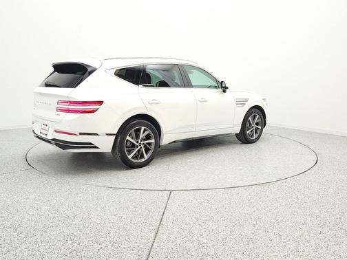 Uyuni White 2025 Genesis GV80 2.5T